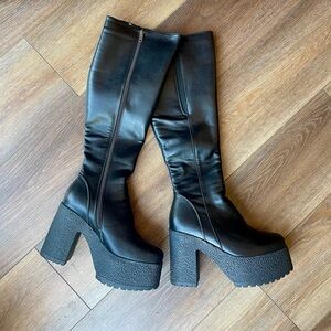 LAMODA MIRACLE ALIGNER PLATFORM KNEE HIGH BOOTS